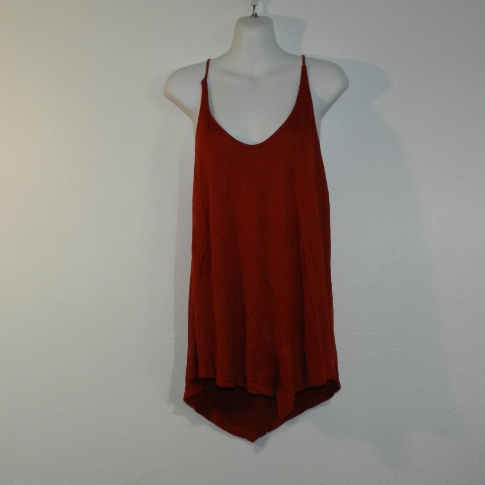 Minimi set of 2 thin strap V neck racer back loose flowy fit tank tops